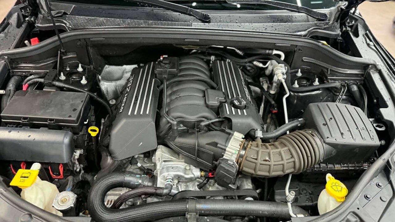 Used 2021 Dodge Durango SRT w/ Technology Group AWD/4WD image 21