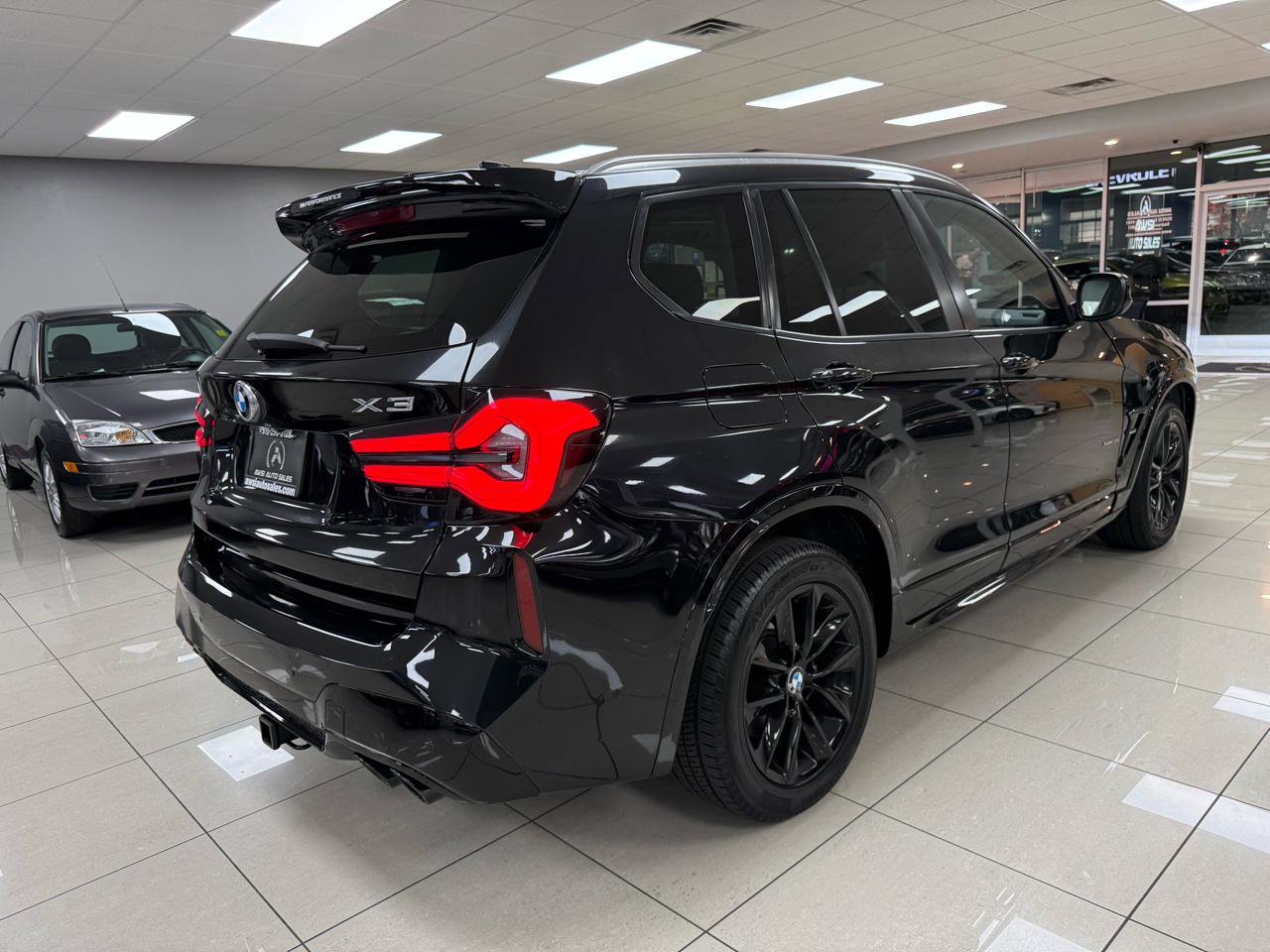 Used 2013 BMW X3 xDrive28i image 2