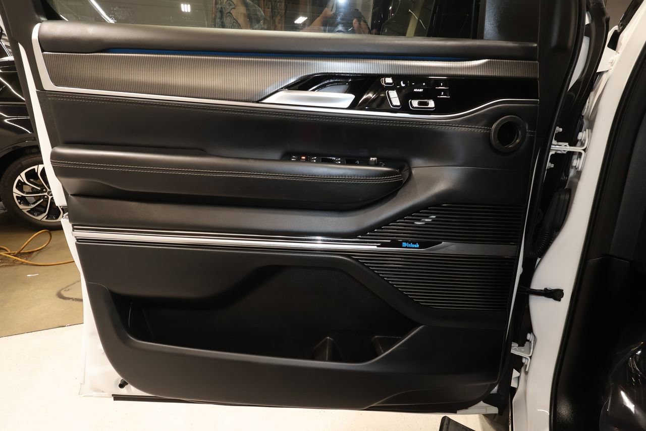 Used 2023 Jeep Grand Wagoneer Series II image 23