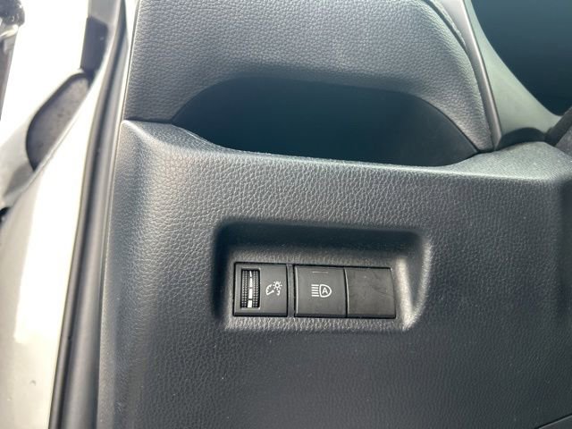 Used 2020 Toyota RAV4 LE w/ Carpet Mat Package FWD image 16