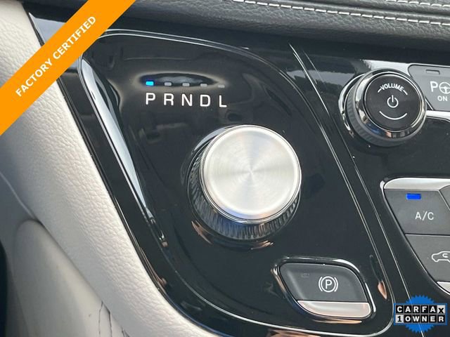 Used 2024 Chrysler Pacifica Limited image 41