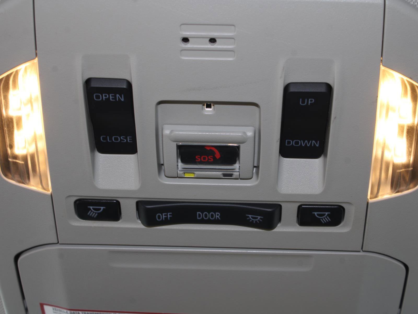 Used 2021 Toyota Highlander Limited image 12