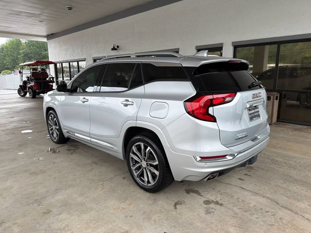 Used 2020 GMC Terrain Denali w/ LPO, Floor Liner Package FWD image 8