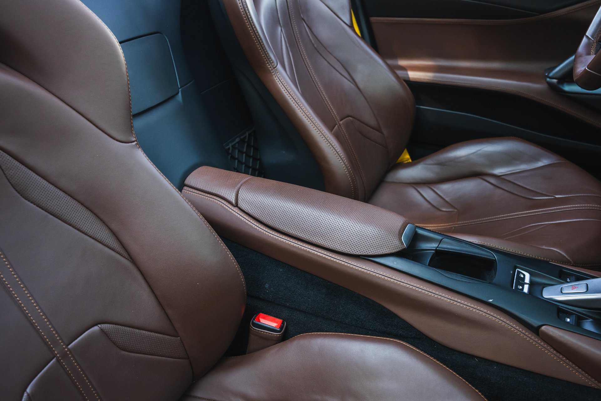 Used 2021 Ferrari 812 GTS RWD image 79