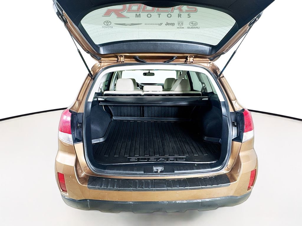 Used 2013 Subaru Outback 2.5i Premium image 18