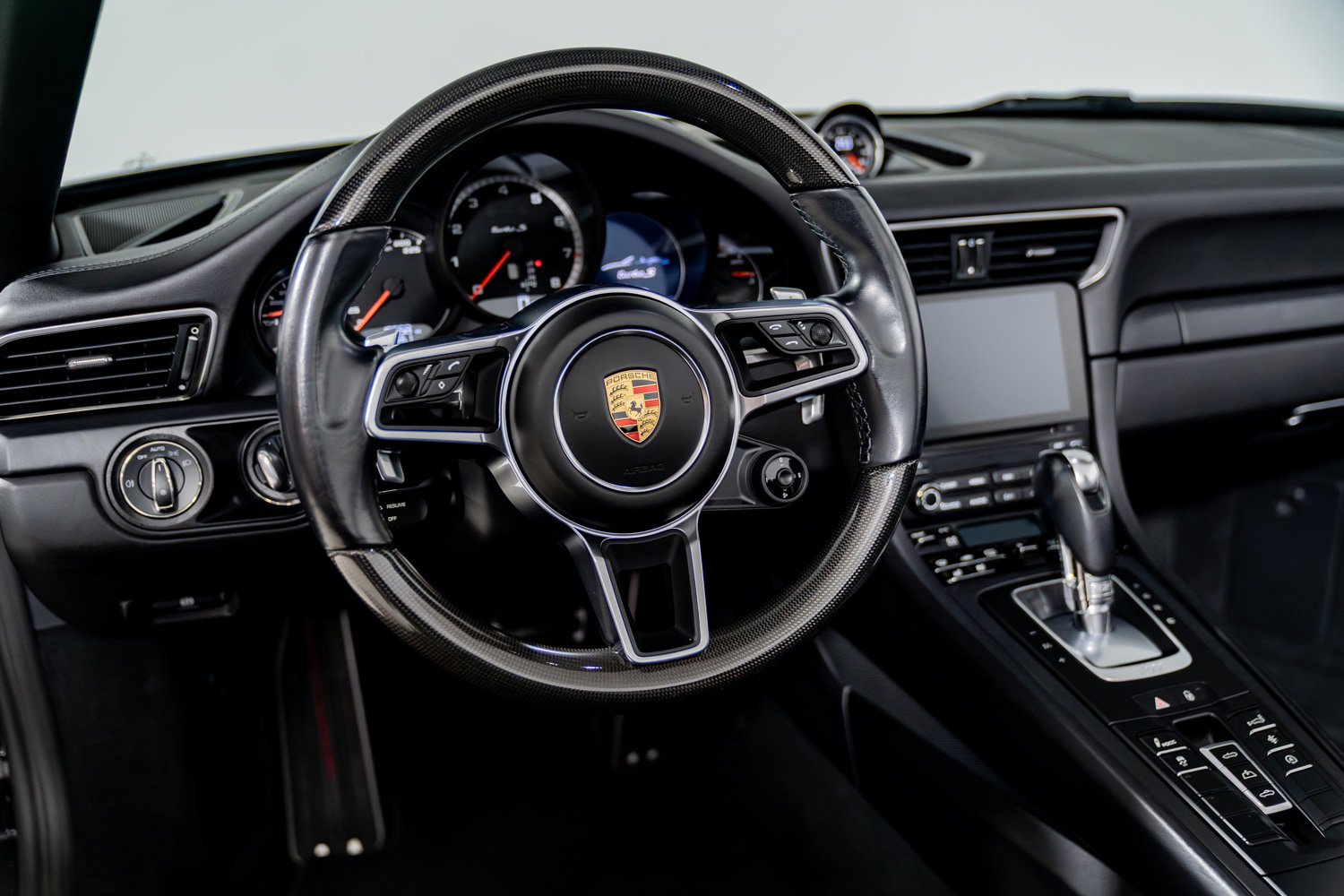 Used 2017 Porsche 911 Turbo S AWD/4WD image 29