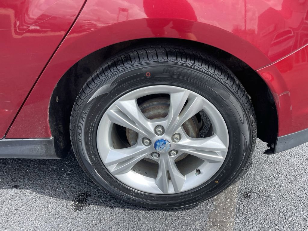Used 2013 Ford Focus SE FWD image 8