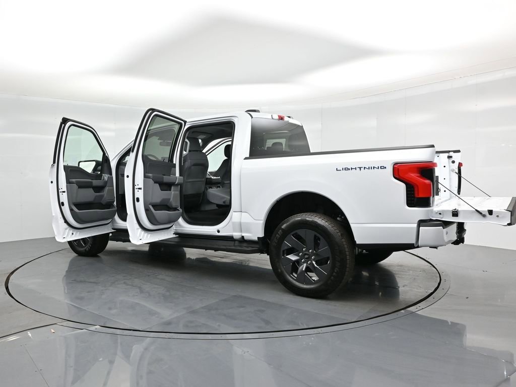 New 2025 Ford F150 Lightning Flash image 33