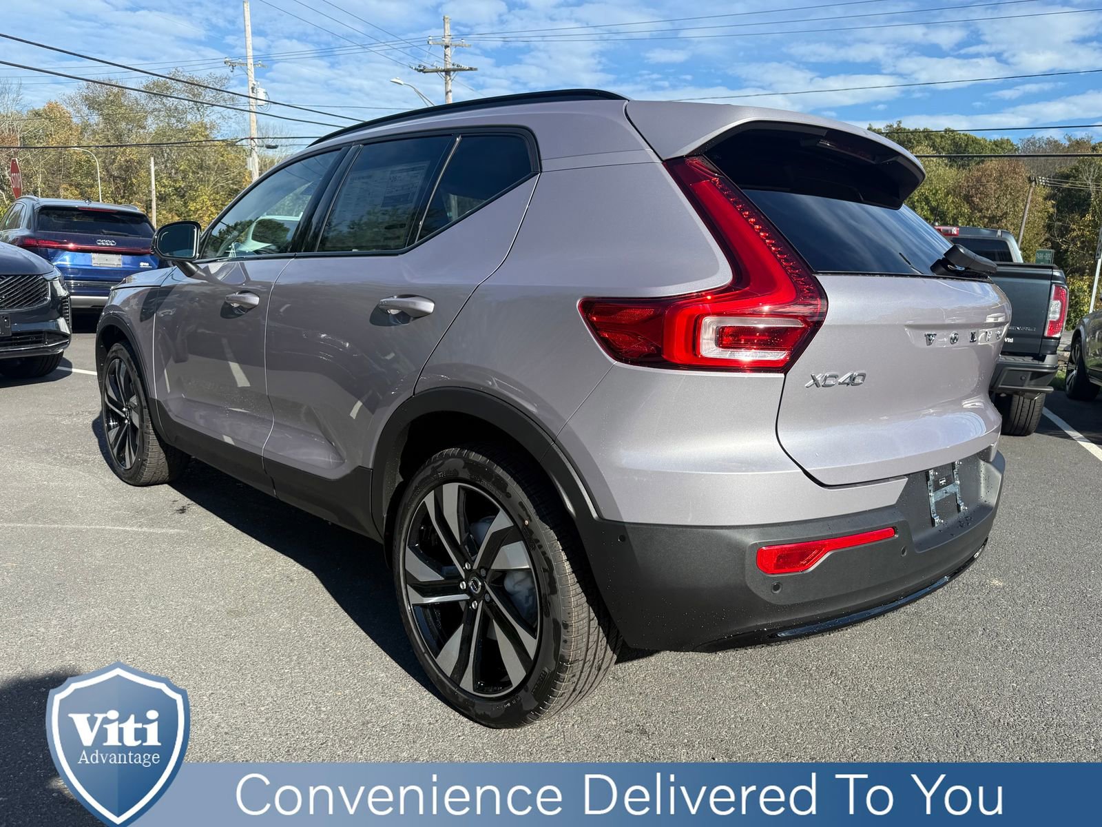 New 2026 Volvo XC40 B5 Ultra w/ Climate Package image 6