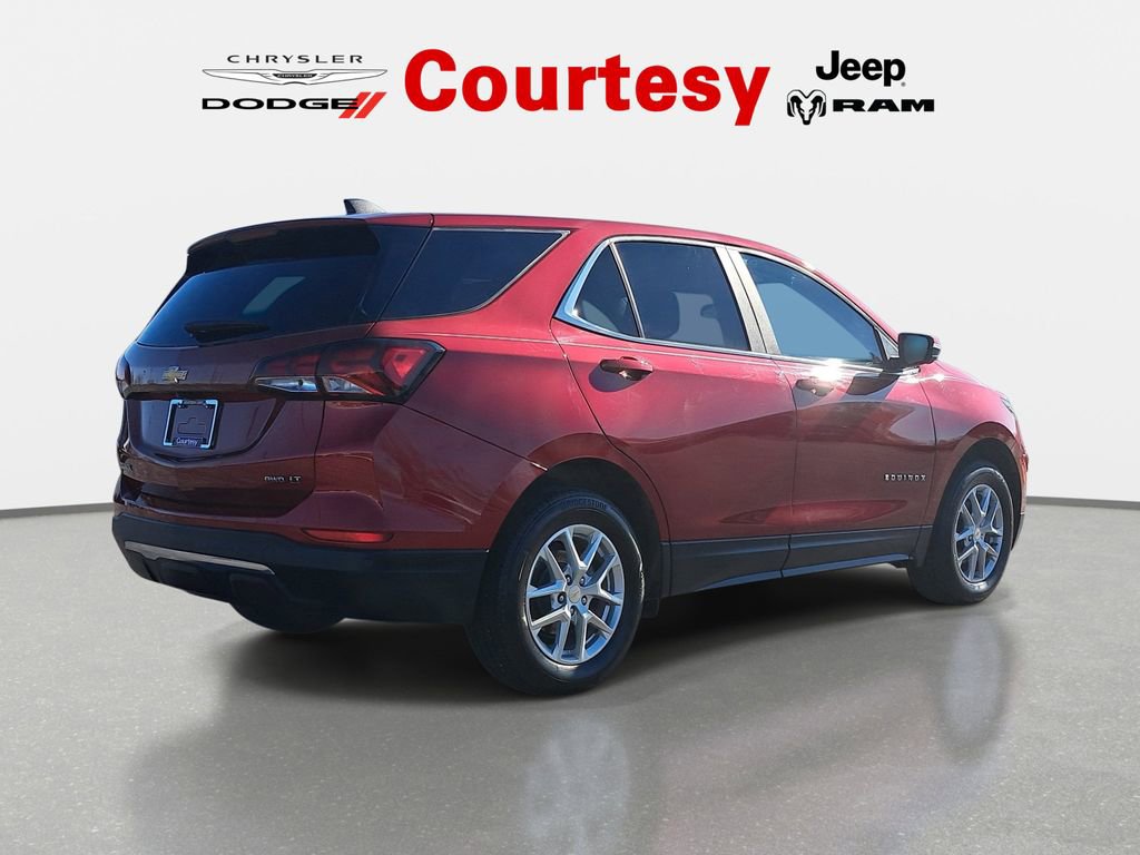 Used 2024 Chevrolet Equinox LT AWD/4WD image 5