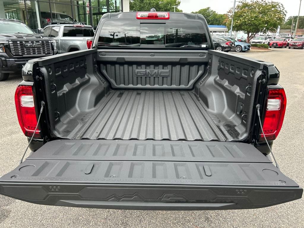 New 2026 GMC Canyon Elevation w/ Convenience Package image 25