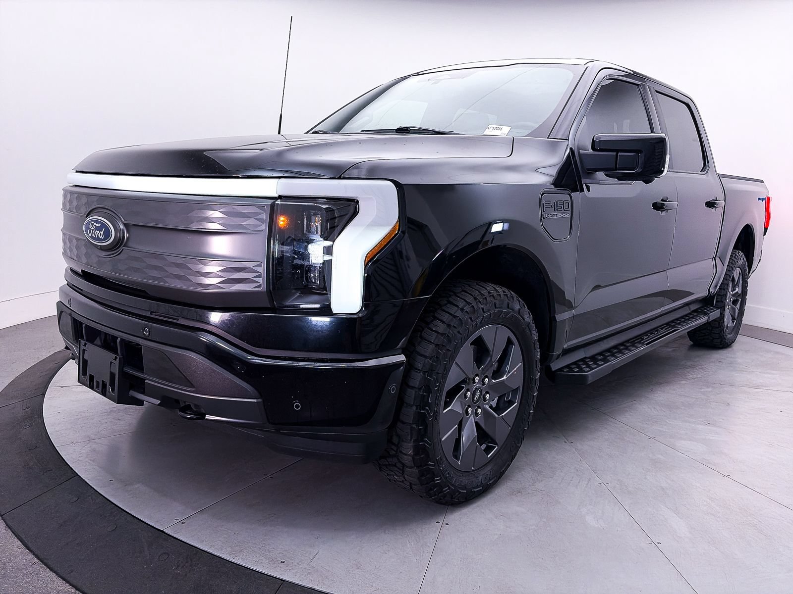 Used 2023 Ford F150 Lightning Lariat w/ Equipment Group 511A High AWD/4WD image 15