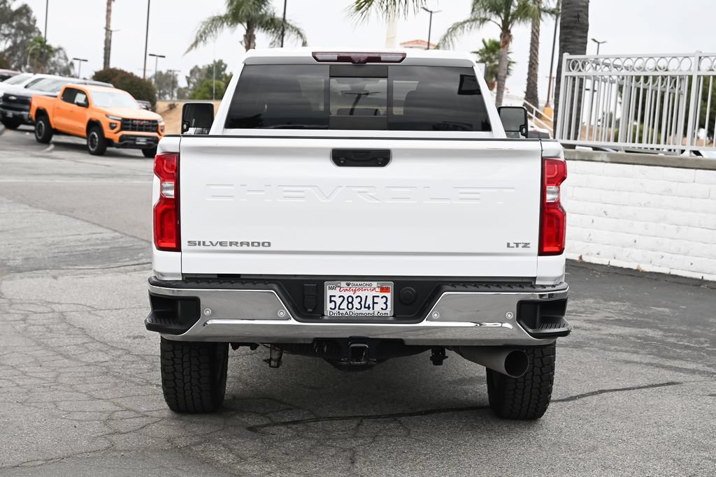 Used 2021 Chevrolet Silverado 2500 LTZ w/ LTZ Premium Package AWD/4WD image 6