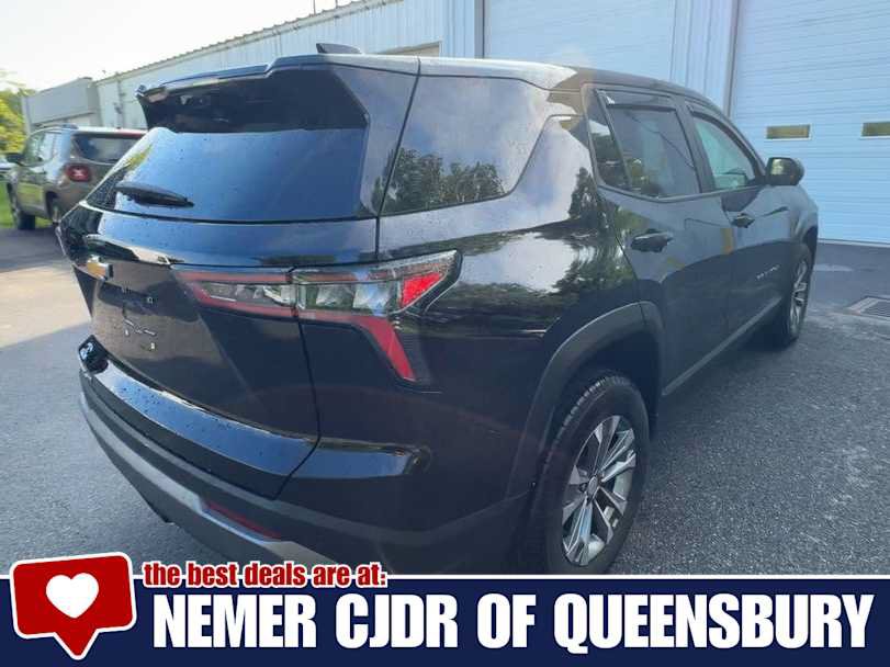 Used 2025 Chevrolet Equinox LT w/ Safety and Technology Package AWD/4WD image 8
