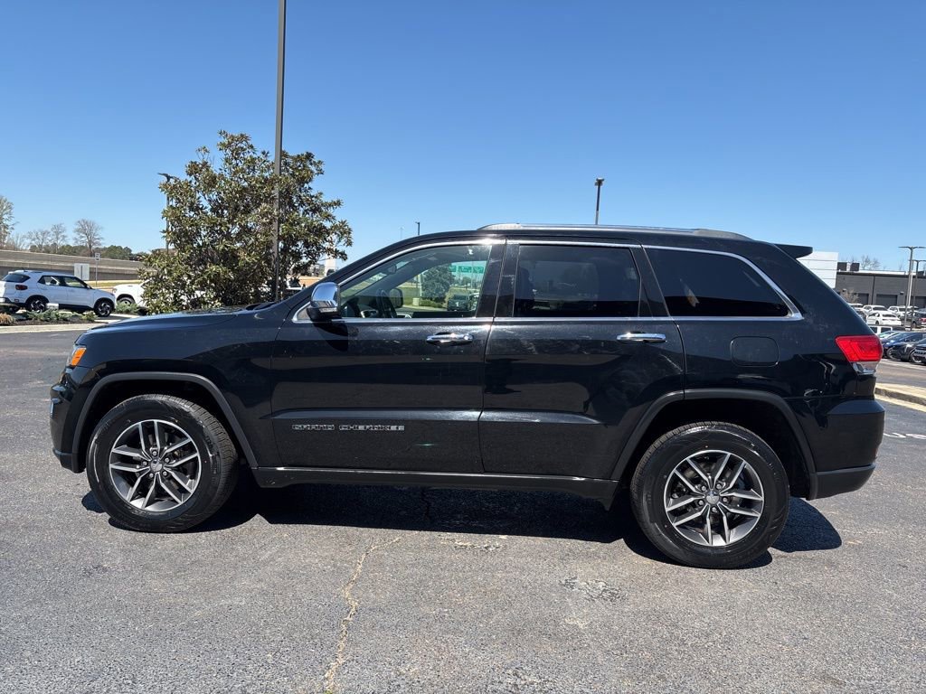 Used 2017 Jeep Grand Cherokee Limited w/ Trailer Tow Group IV image 8