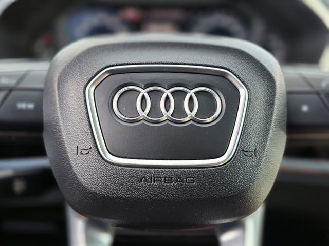 Used 2023 Audi Q3 2.0T Premium image 30