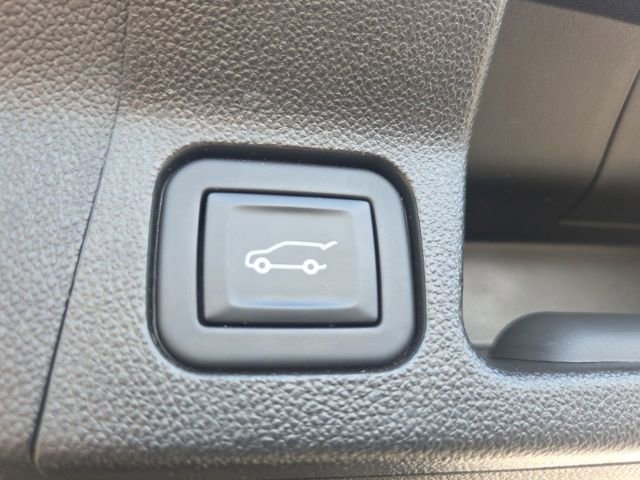 Used 2023 GMC Acadia SLT w/ Elevation Edition AWD/4WD image 14