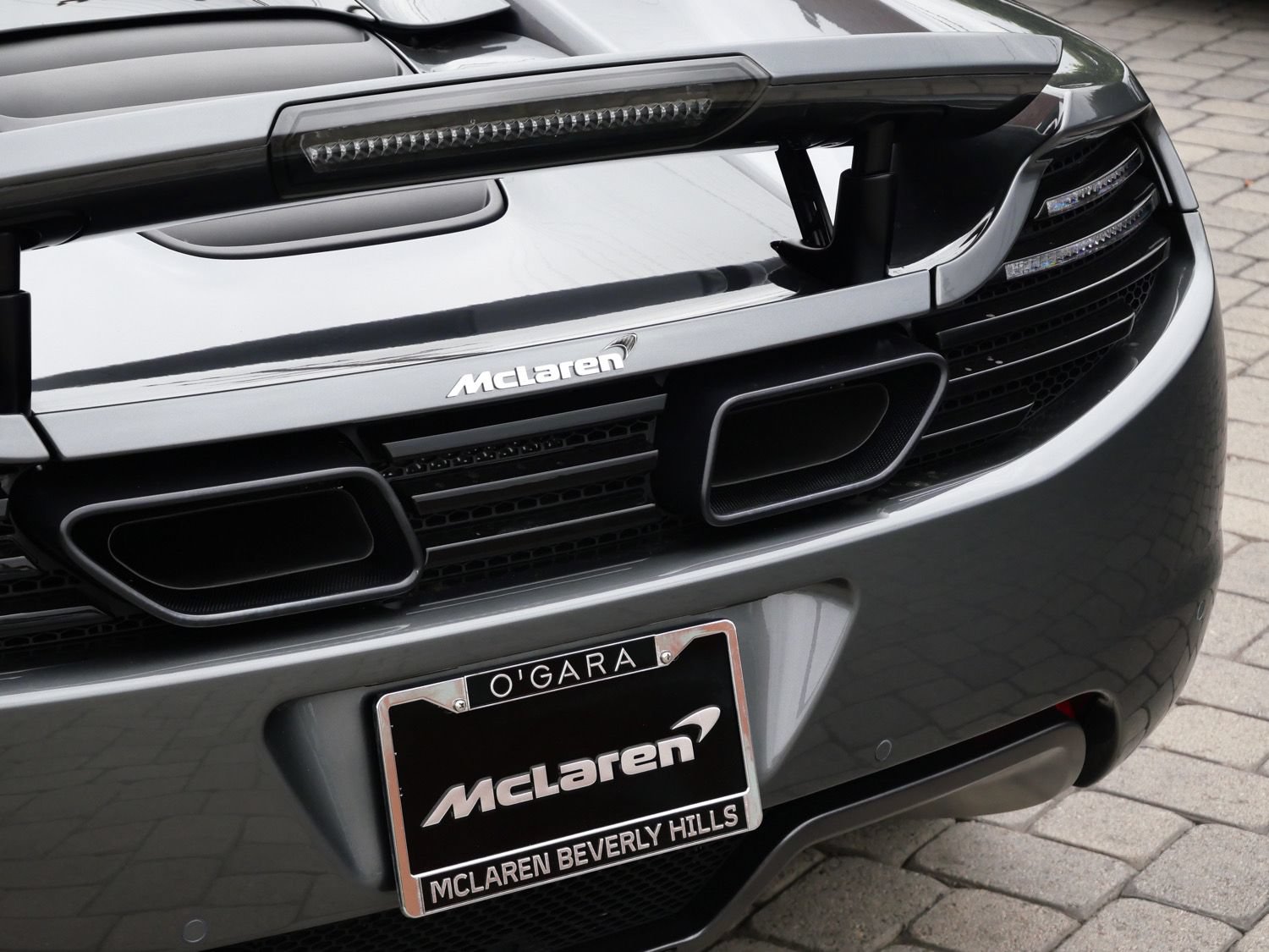 Used 2013 McLaren MP4-12C Spider RWD image 13