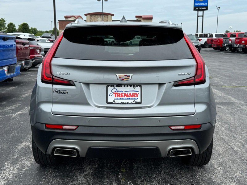 Used 2023 Cadillac XT4 Premium Luxury w/ Enhanced Visibility Package FWD image 4