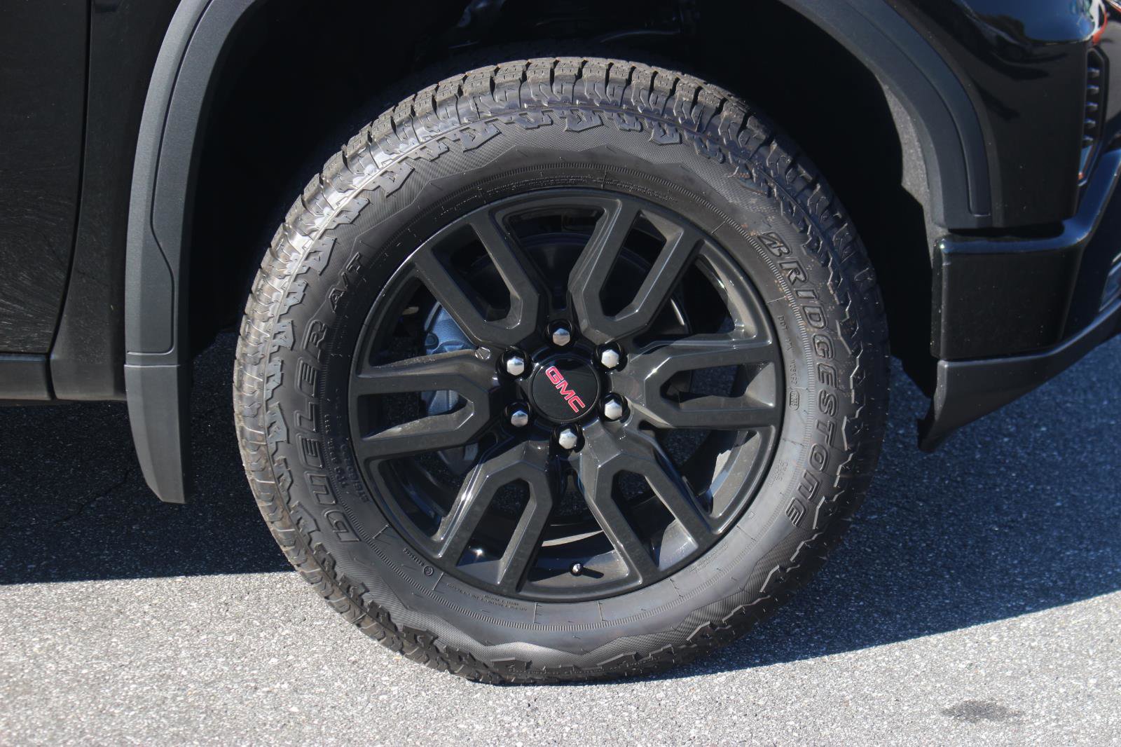 New 2026 GMC Sierra 1500 Elevation image 9