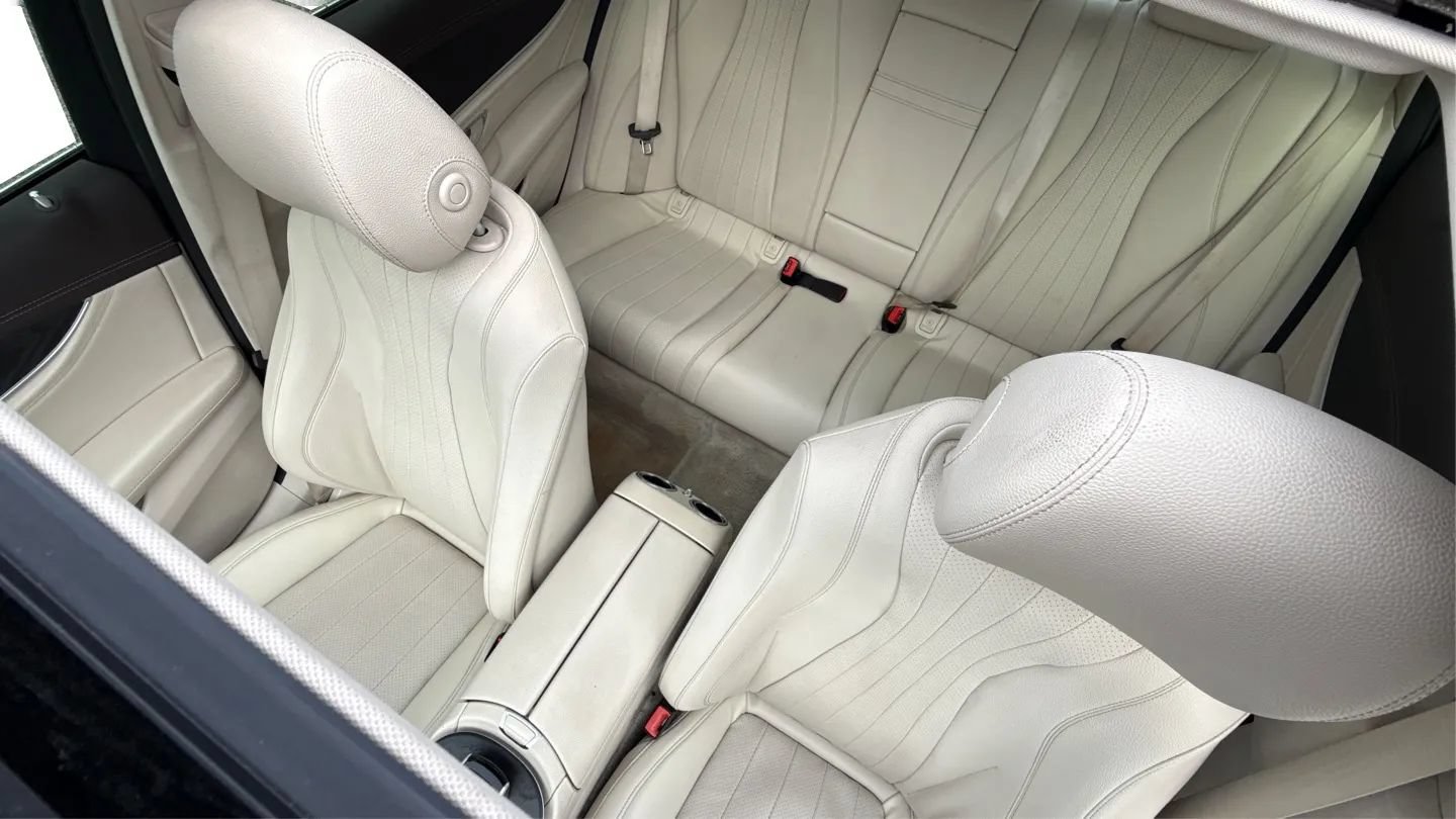 Used 2018 Mercedes-Benz E 300 image 19