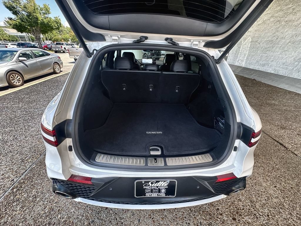 Used 2023 Genesis GV70 2.5T w/ Sport Prestige Package AWD/4WD image 27