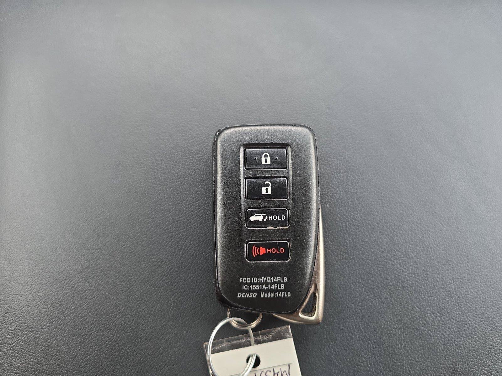 Used 2021 Lexus LX 570 4WD w/ Luxury Package image 27