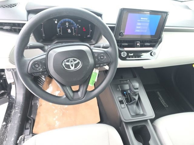 Used 2026 Toyota Corolla Cross L FWD image 9