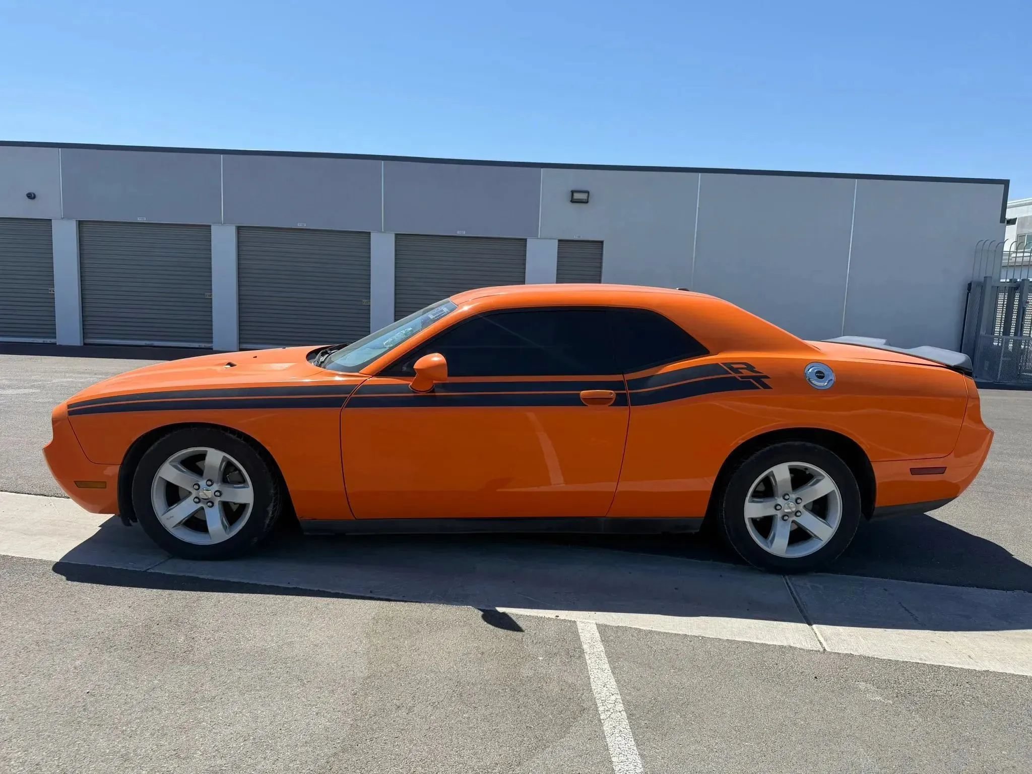 Used 2012 Dodge Challenger SXT RWD image 4