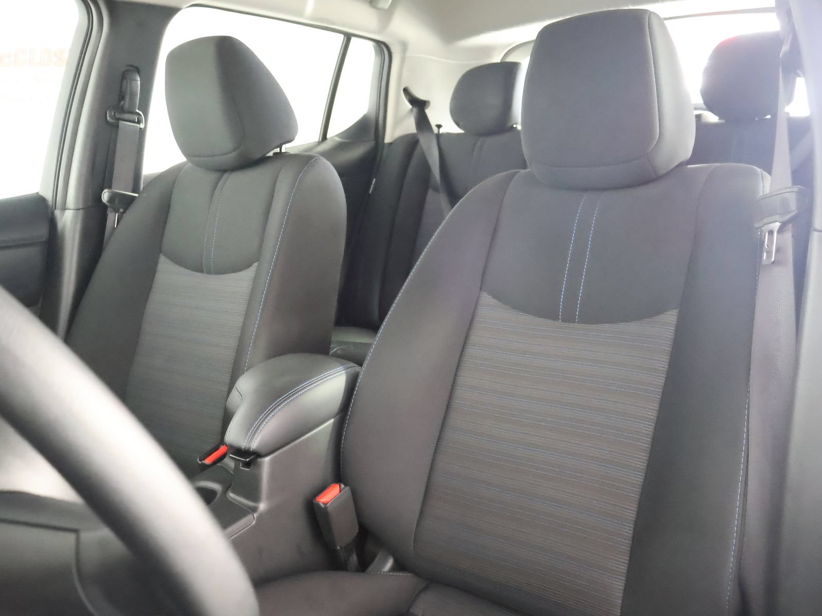 Used 2025 Nissan Leaf S FWD image 24
