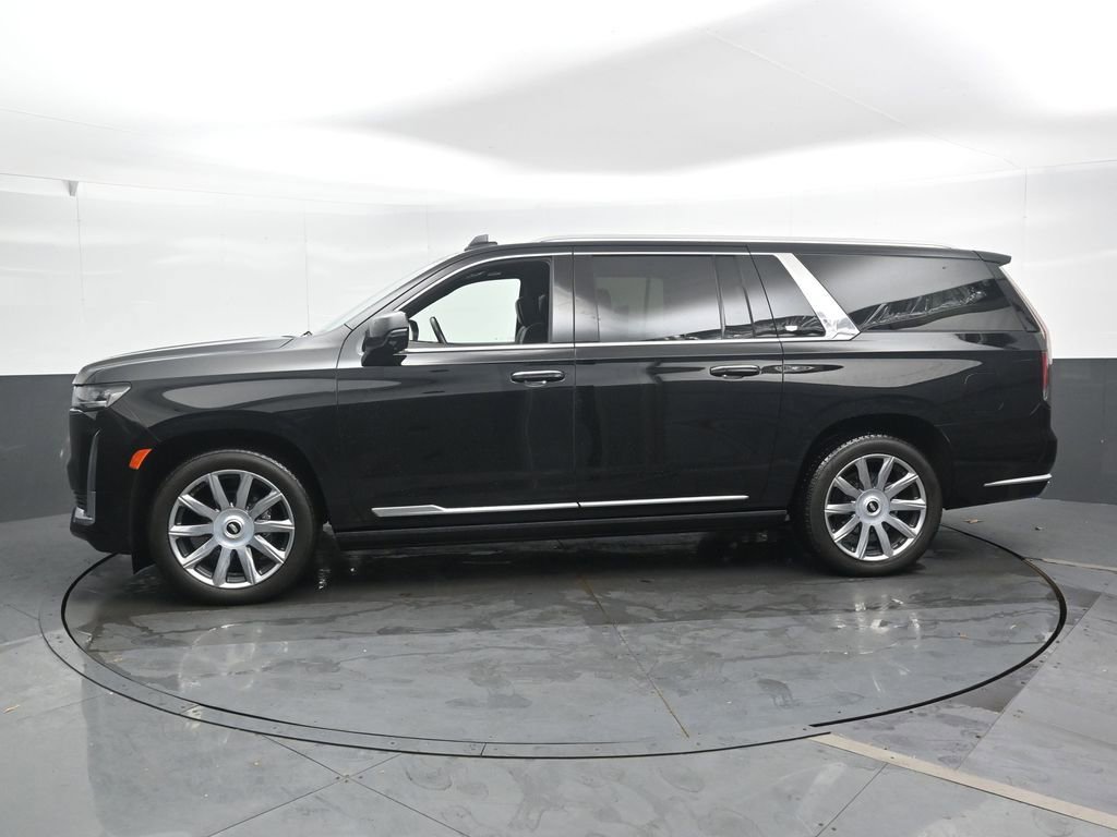 Used 2024 Cadillac Escalade ESV Premium Luxury Platinum image 9