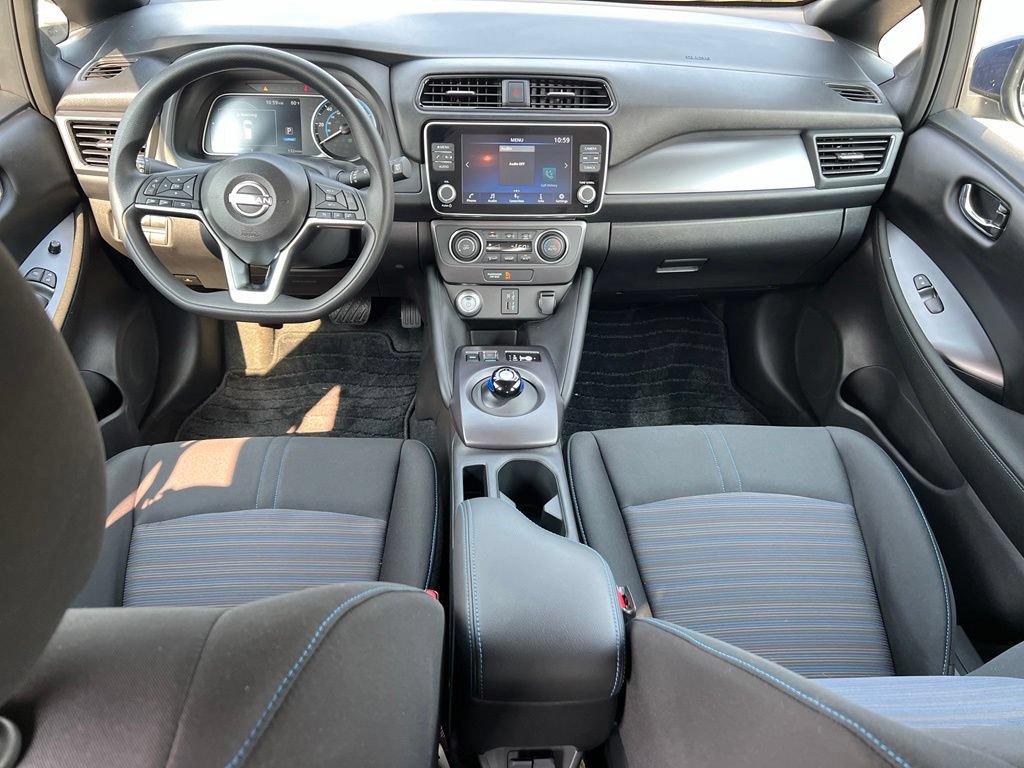 Used 2025 Nissan Leaf S FWD image 19
