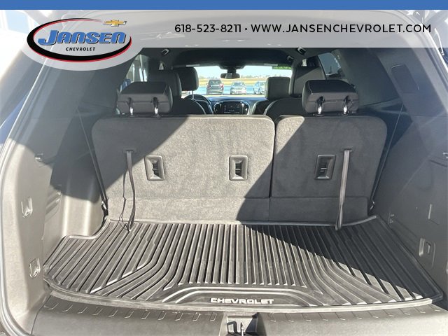 Used 2022 Chevrolet Traverse LT w/ Midnight/Sport Edition image 25