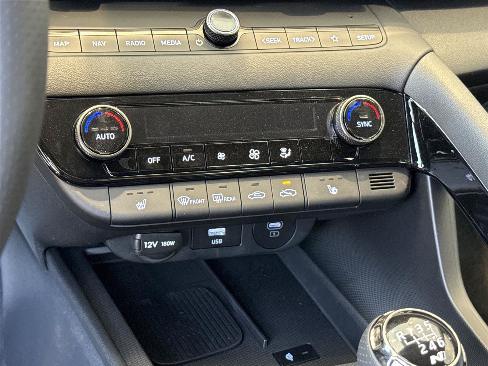 New 2026 Hyundai Elantra N FWD image 18