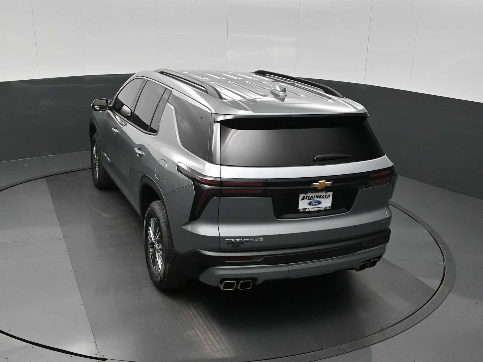 Used 2024 Chevrolet Traverse LT image 22