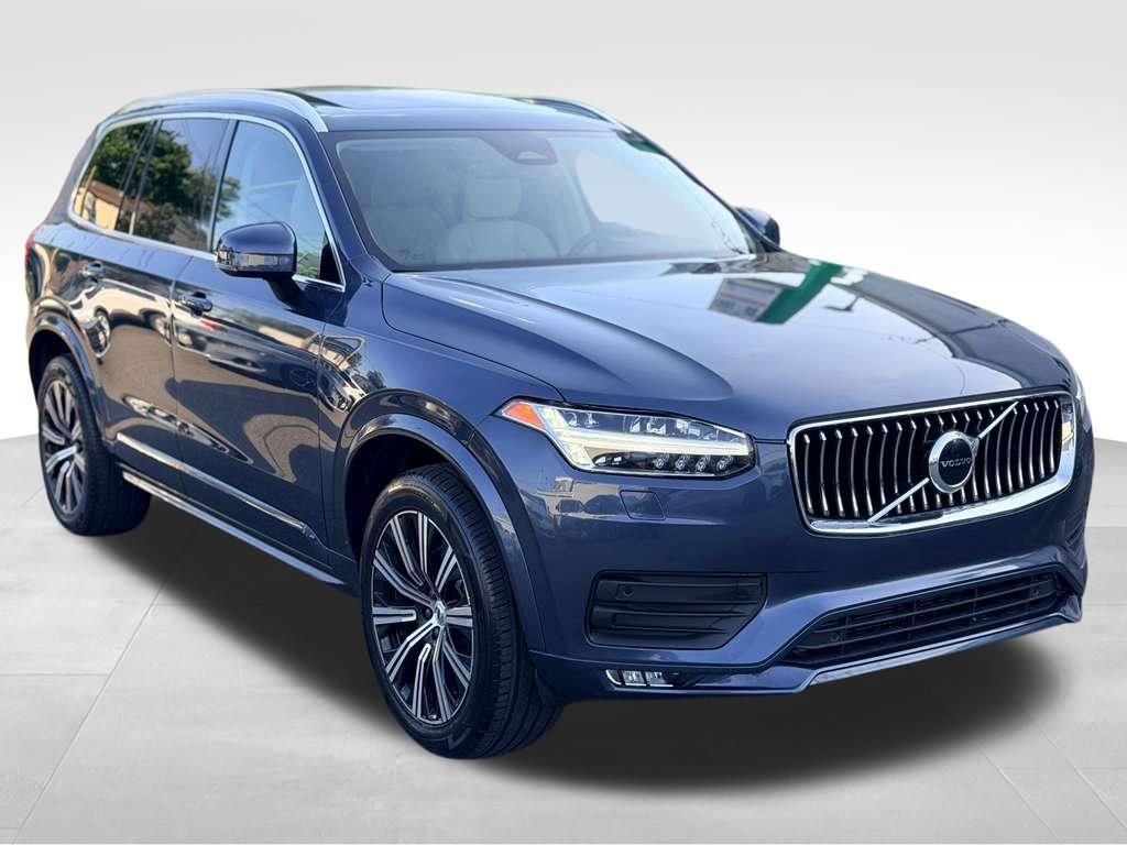 Used 2023 Volvo XC90 B5 Core w/ Climate Package AWD/4WD image 3