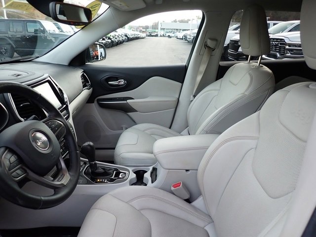 Certified 2019 Jeep Cherokee Limited w/ Trailer Tow Group image 14