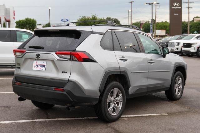 Used 2025 Toyota RAV4 XLE FWD image 3