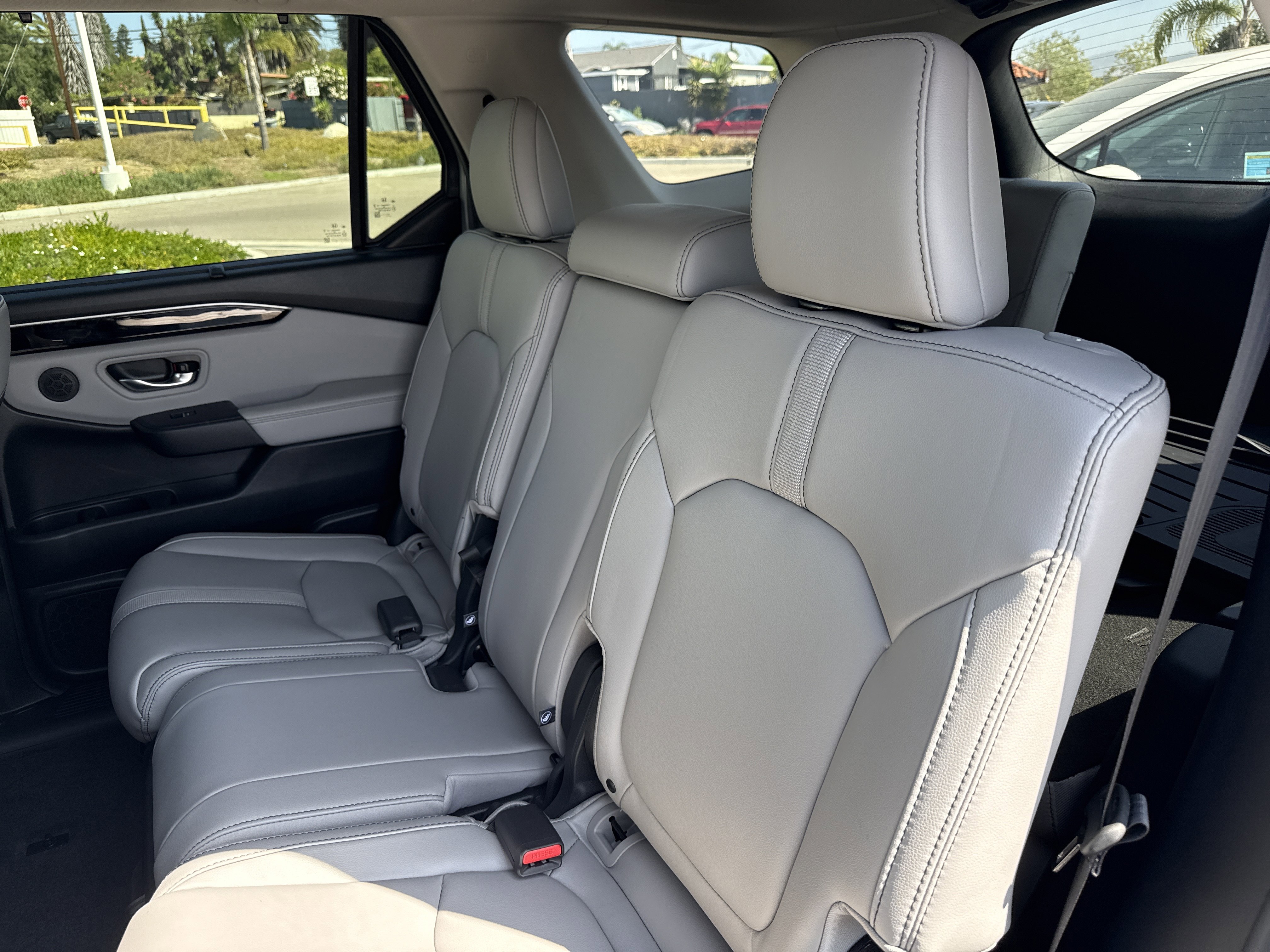 Certified 2025 Honda Pilot EX-L image 17