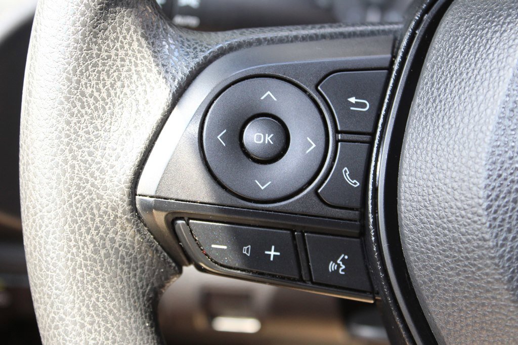 Used 2023 Toyota Corolla LE image 35