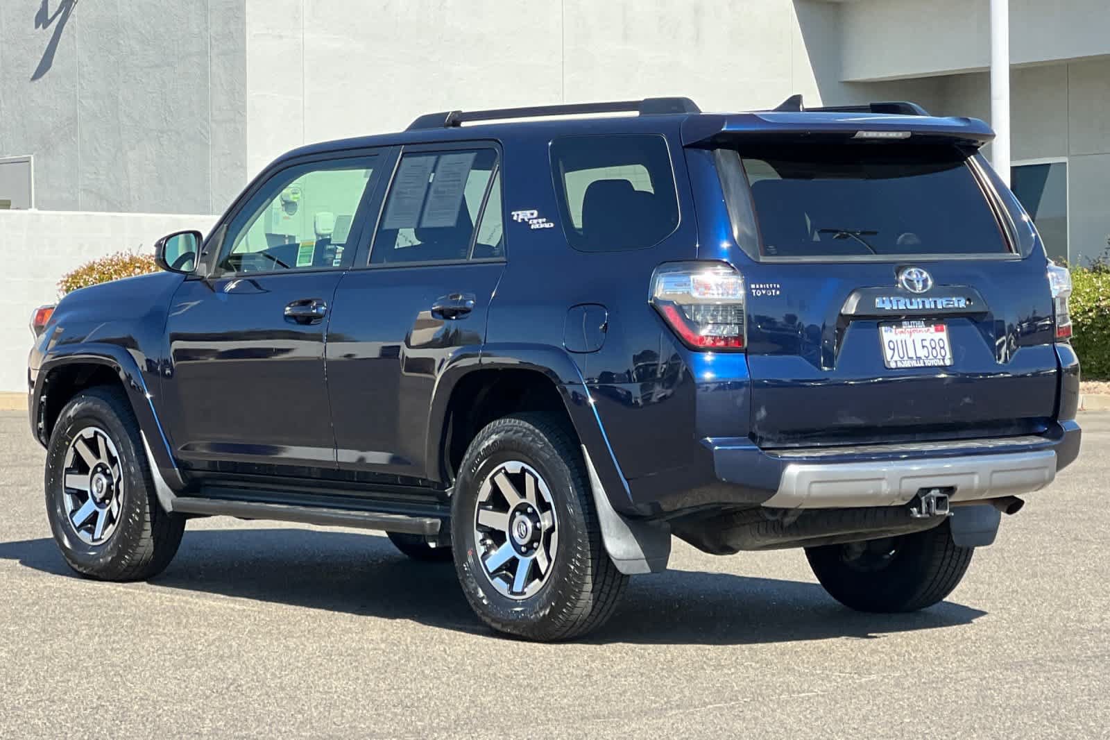 Used 2020 Toyota 4Runner TRD Off-Road AWD/4WD image 7