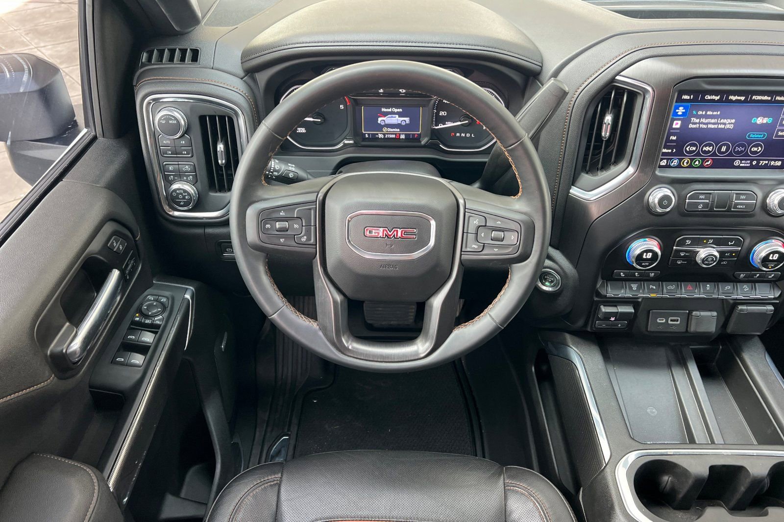 Used 2023 GMC Sierra 2500 AT4 w/ AT4 Preferred Package image 18