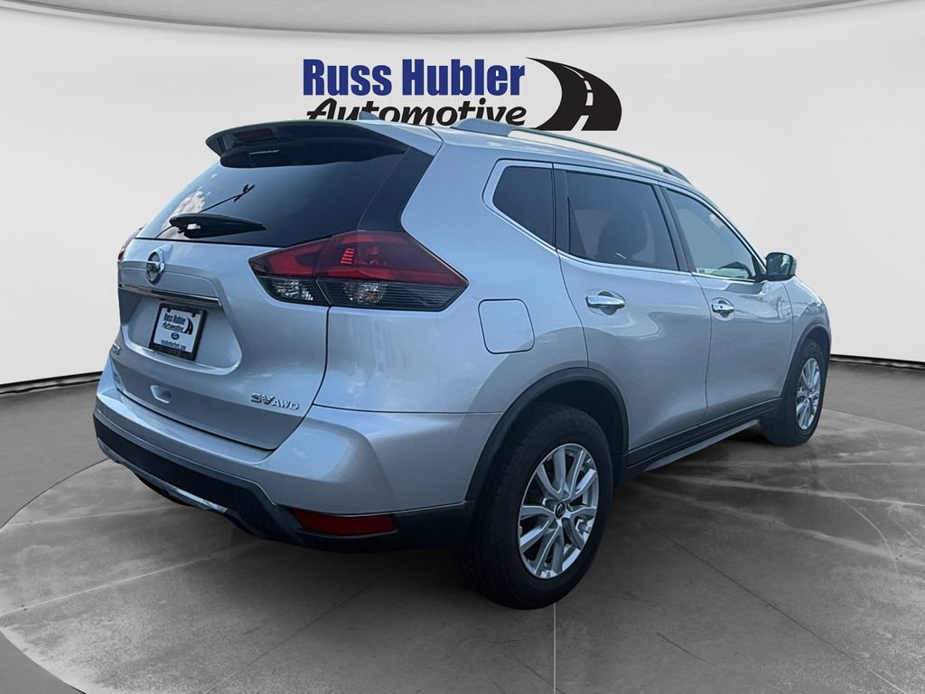 Used 2018 Nissan Rogue SV AWD/4WD image 7