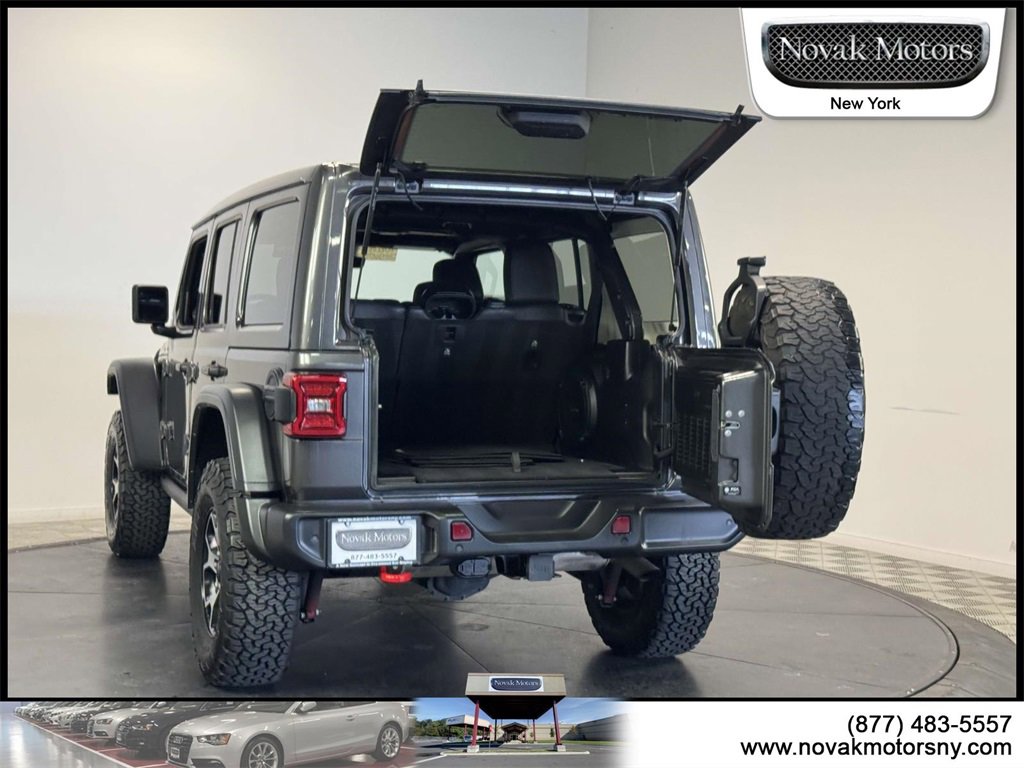 Used 2022 Jeep Wrangler Unlimited Rubicon w/ LED Lighting Group image 6