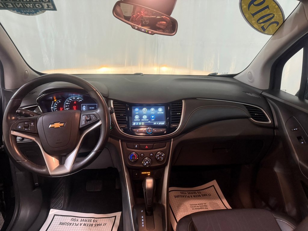 Used 2019 Chevrolet Trax LT w/ LT Convenience Package image 37