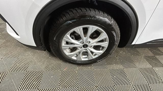Used 2023 Ford Escape Active w/ Cold Weather Package FWD image 9