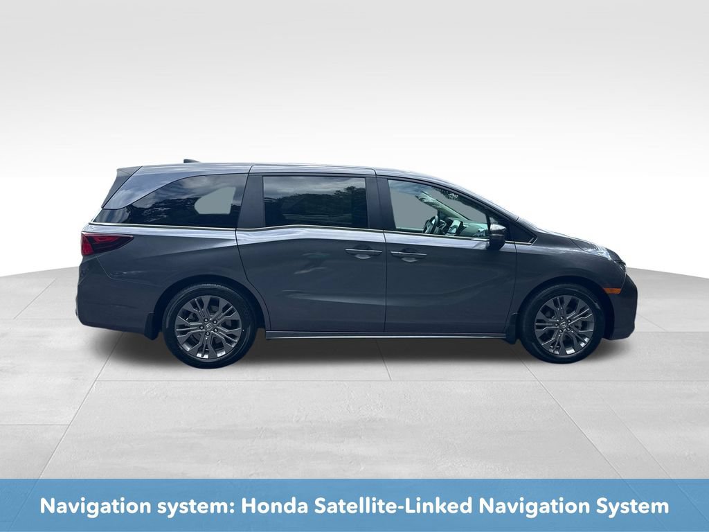 Used 2025 Honda Odyssey Touring image 9