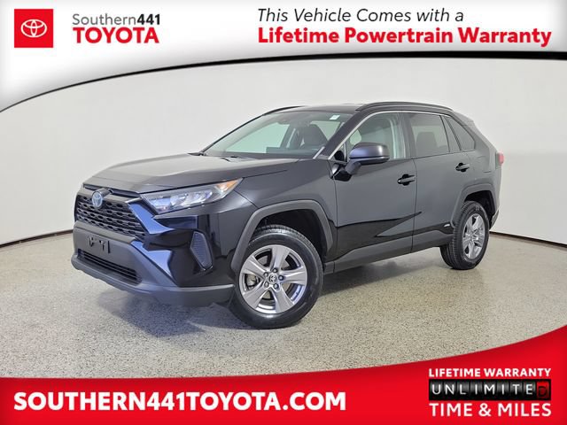 Used 2022 Toyota RAV4 LE AWD/4WD video 1