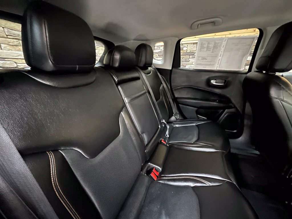 Used 2018 Jeep Compass Limited AWD/4WD image 38