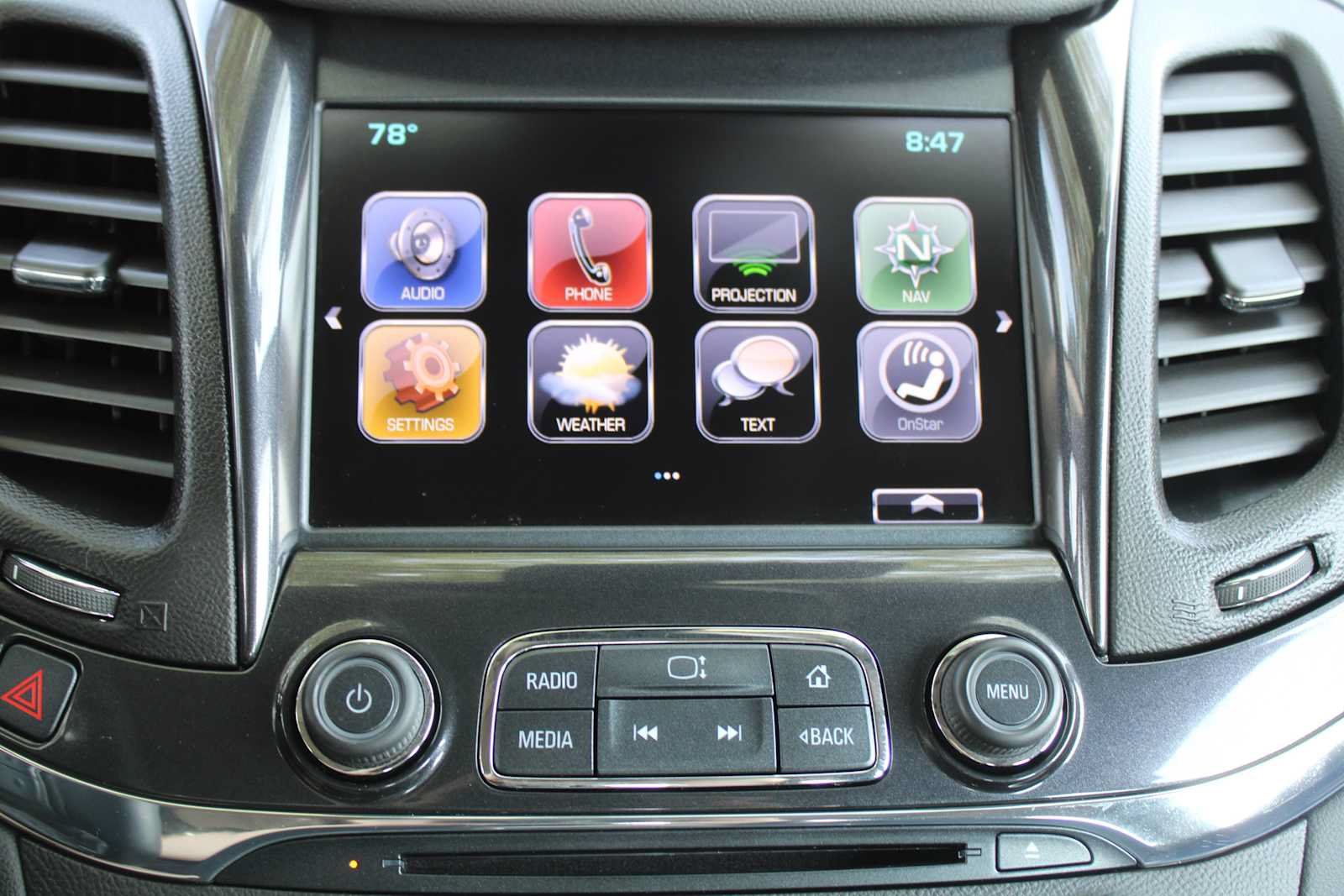 Certified 2018 Chevrolet Impala Premier w/ Premier Confidence Package FWD image 20